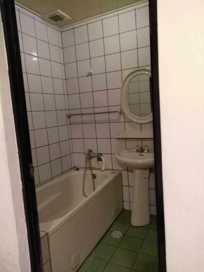 Hua Bin Hotel Yilan Bagian luar foto